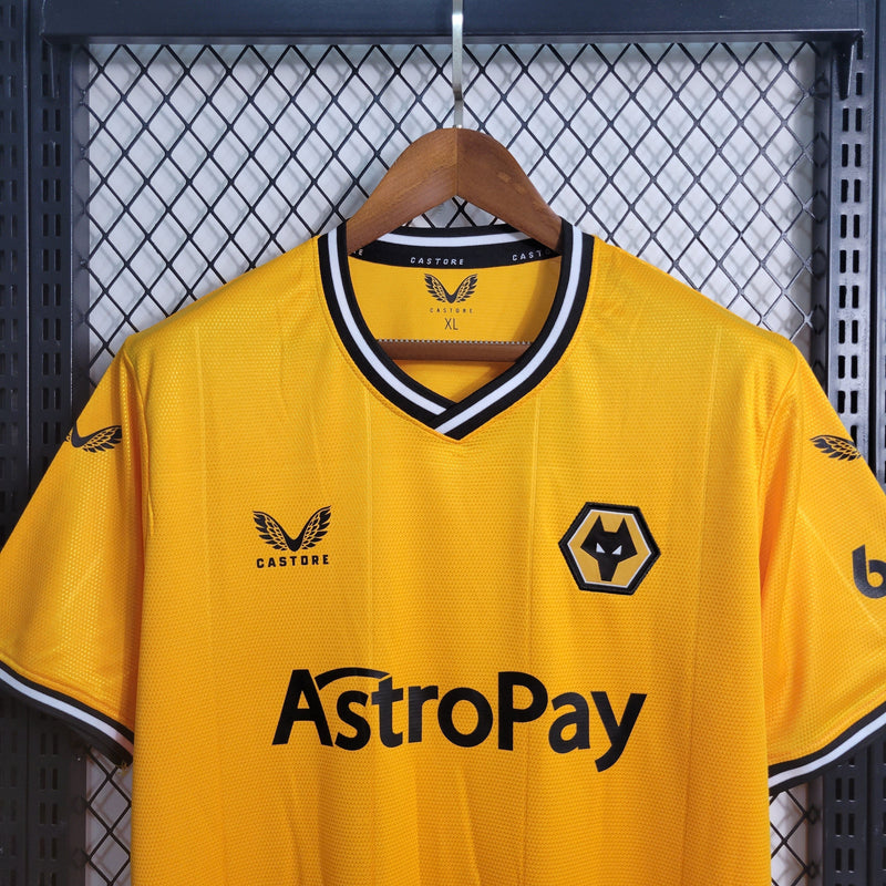 Camisa Wolverhampton Home 23/24 - Castore Torcedor Masculina